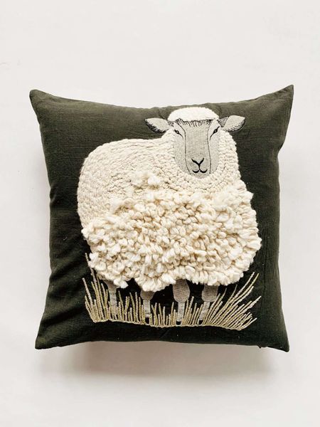 Hovedbilde Grønn - Brodert Sau Putetrekk