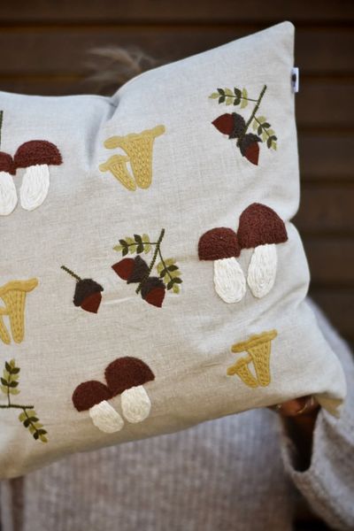 Hovedbilde Sopp - Håndbrodert Putetrekk