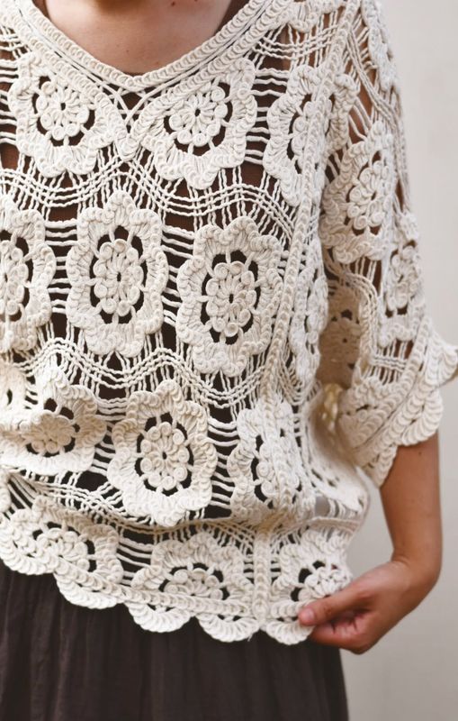 Beige - Sassie Heklet Topp
