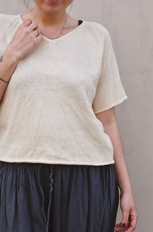 Kremhvit - Tove Lin Topp